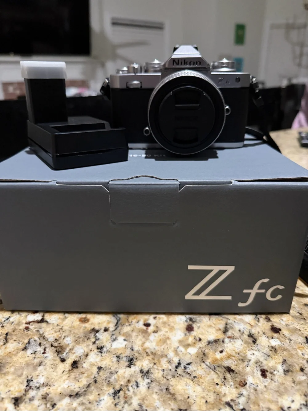Nikon zfc 16